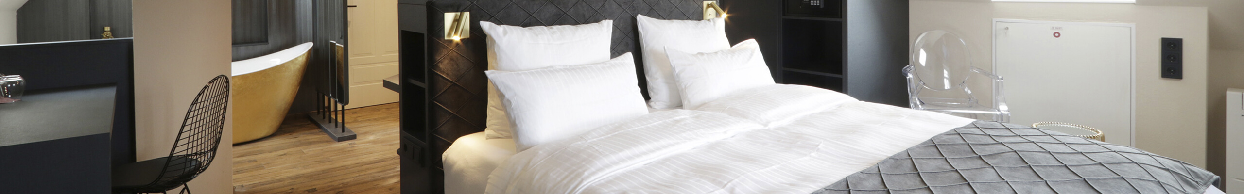 Die Mansard Suite (Zimmer 341) des Reinhardts Hotel in 74722 Buchen (Odenwald)
